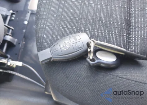 2019 Mercedes-Benz Metris from USA, damaged, VIN WD3PG2EA3K3601339